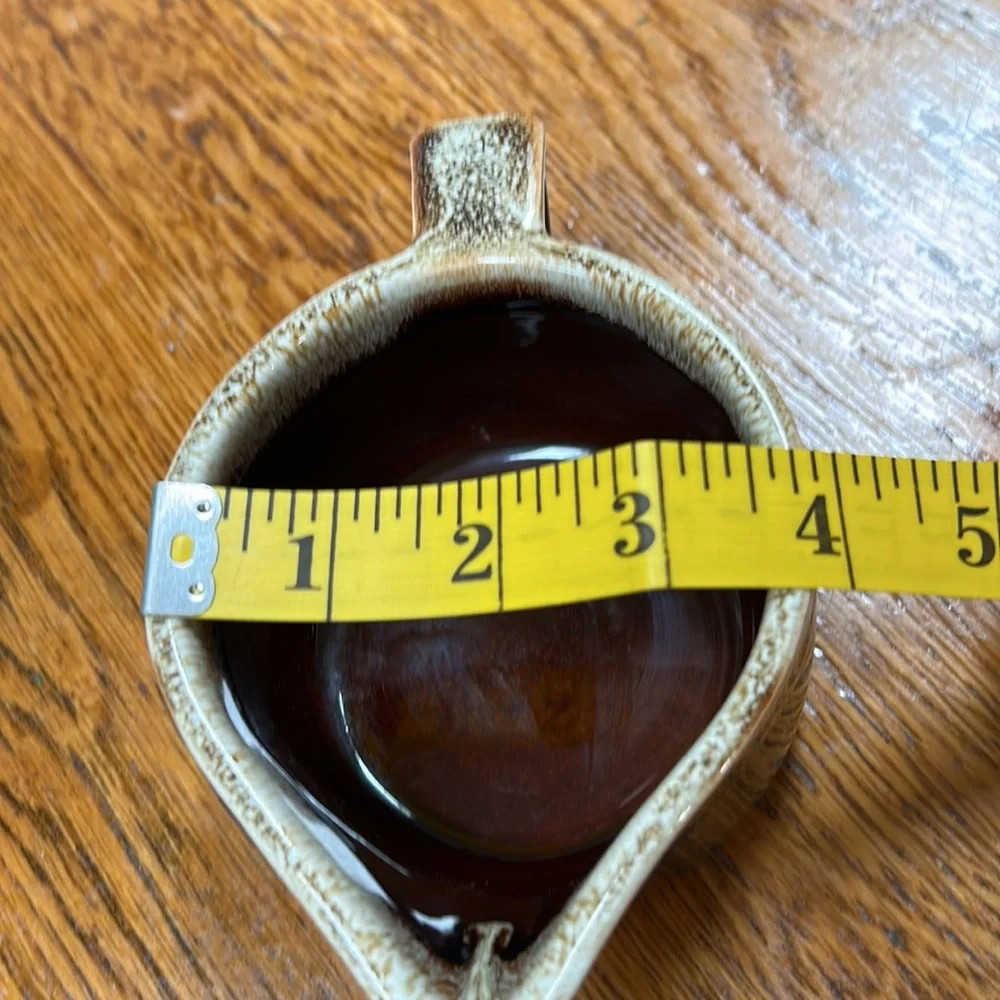 Pfaltzgraff vintage brown/cream drip 1960’s creamer. No chips or cracks.